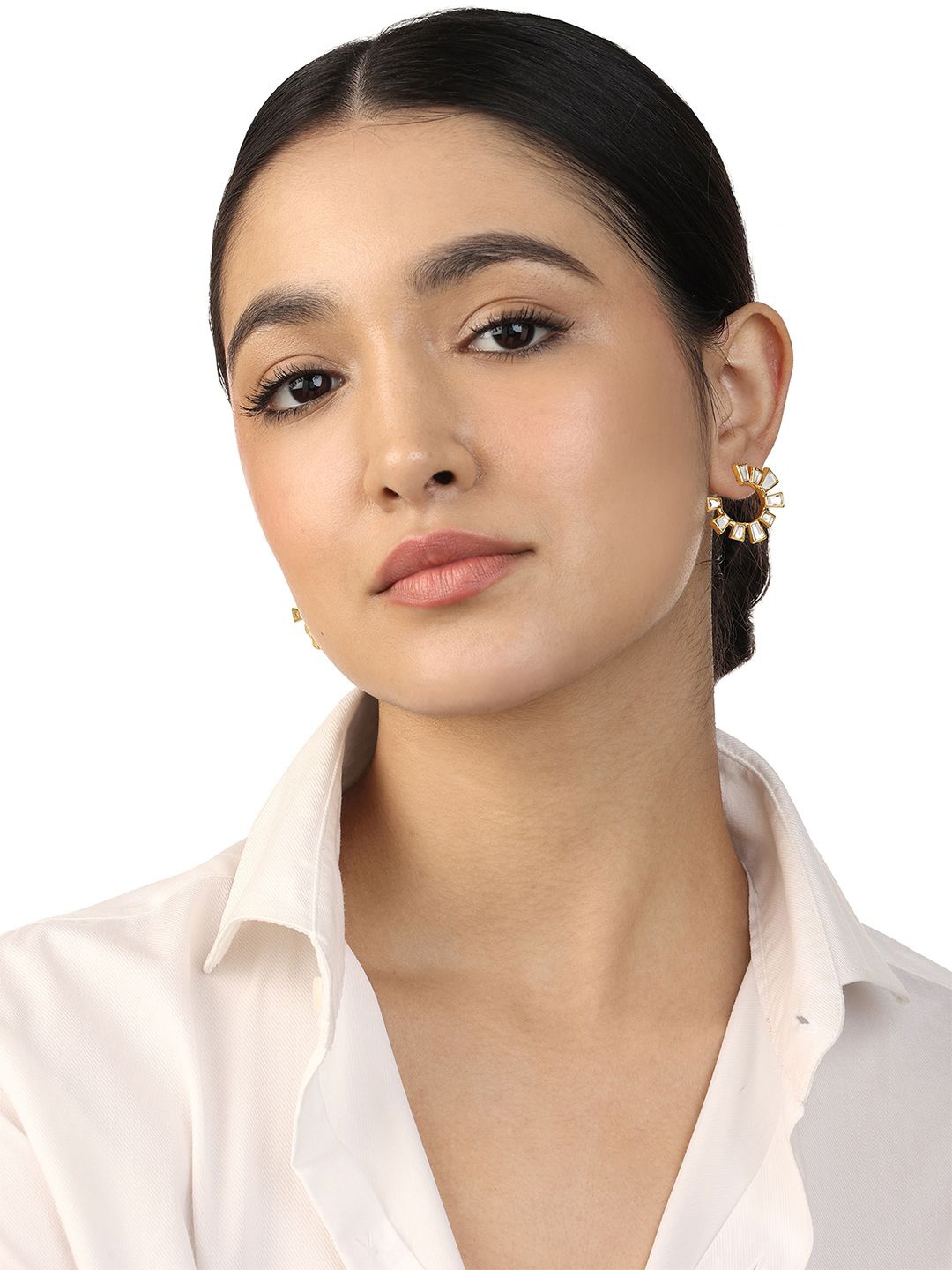 

Isharya Contemporary Studs Earrings, Gold