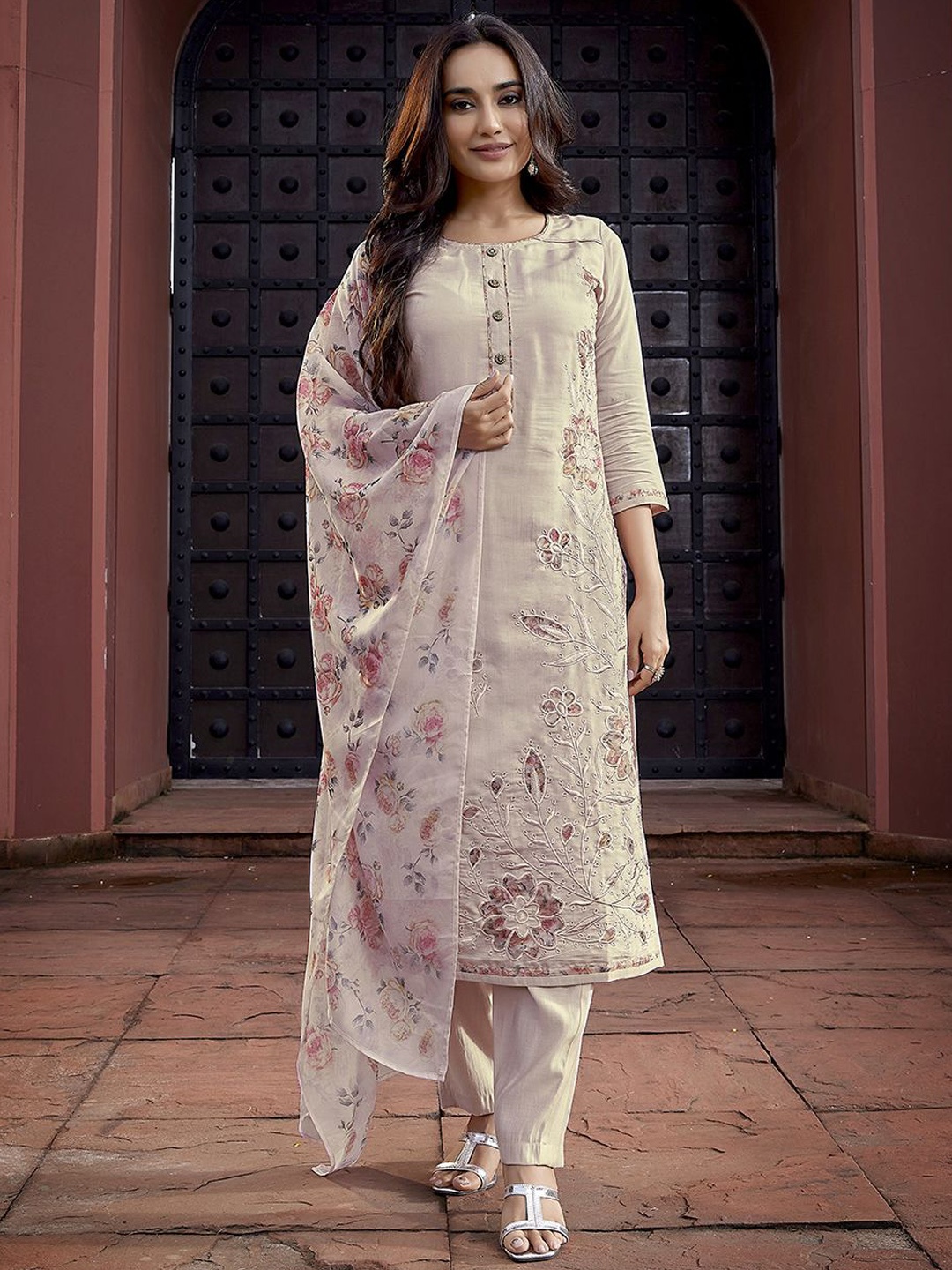 

Royal Export Women Floral Embroidered Regular Thread Work Kurta with Trousers & With Dupatta, Beige