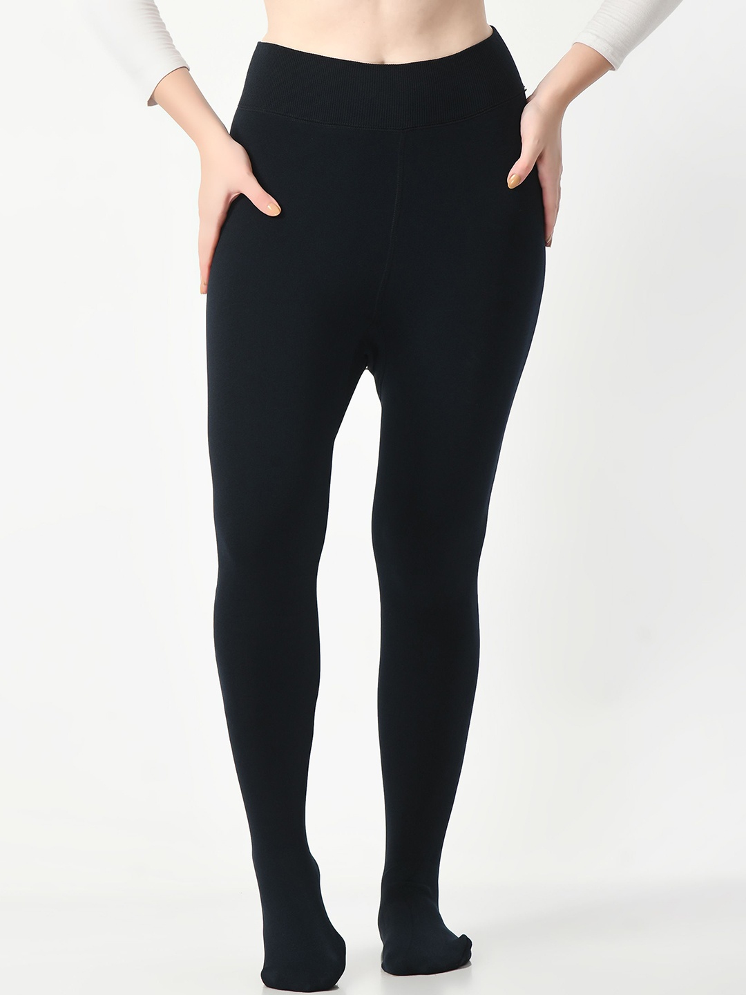 

Lebami High Rise Thermal Bottoms, Navy blue