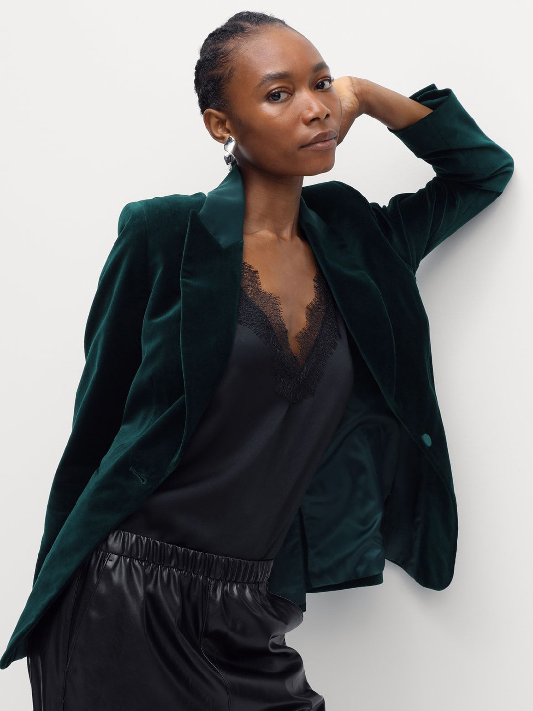 

Marks & Spencer Women Tailored-Fit Single-Breasted Blazer, Green
