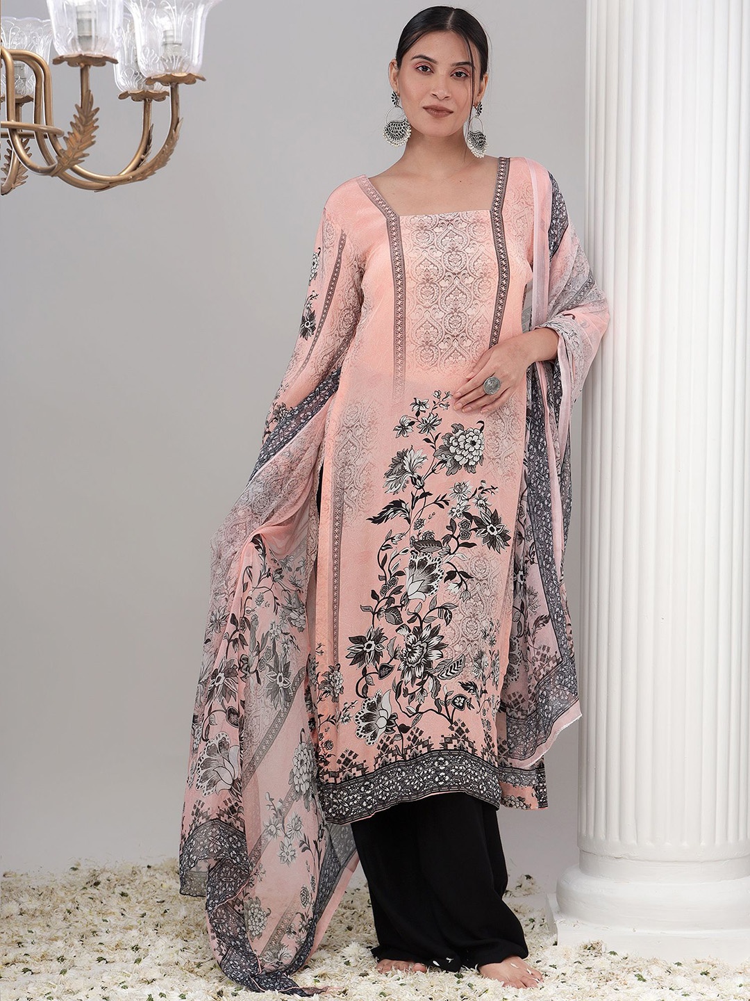 

REETI OF PRINTS Unstitched Dress Material, Pink