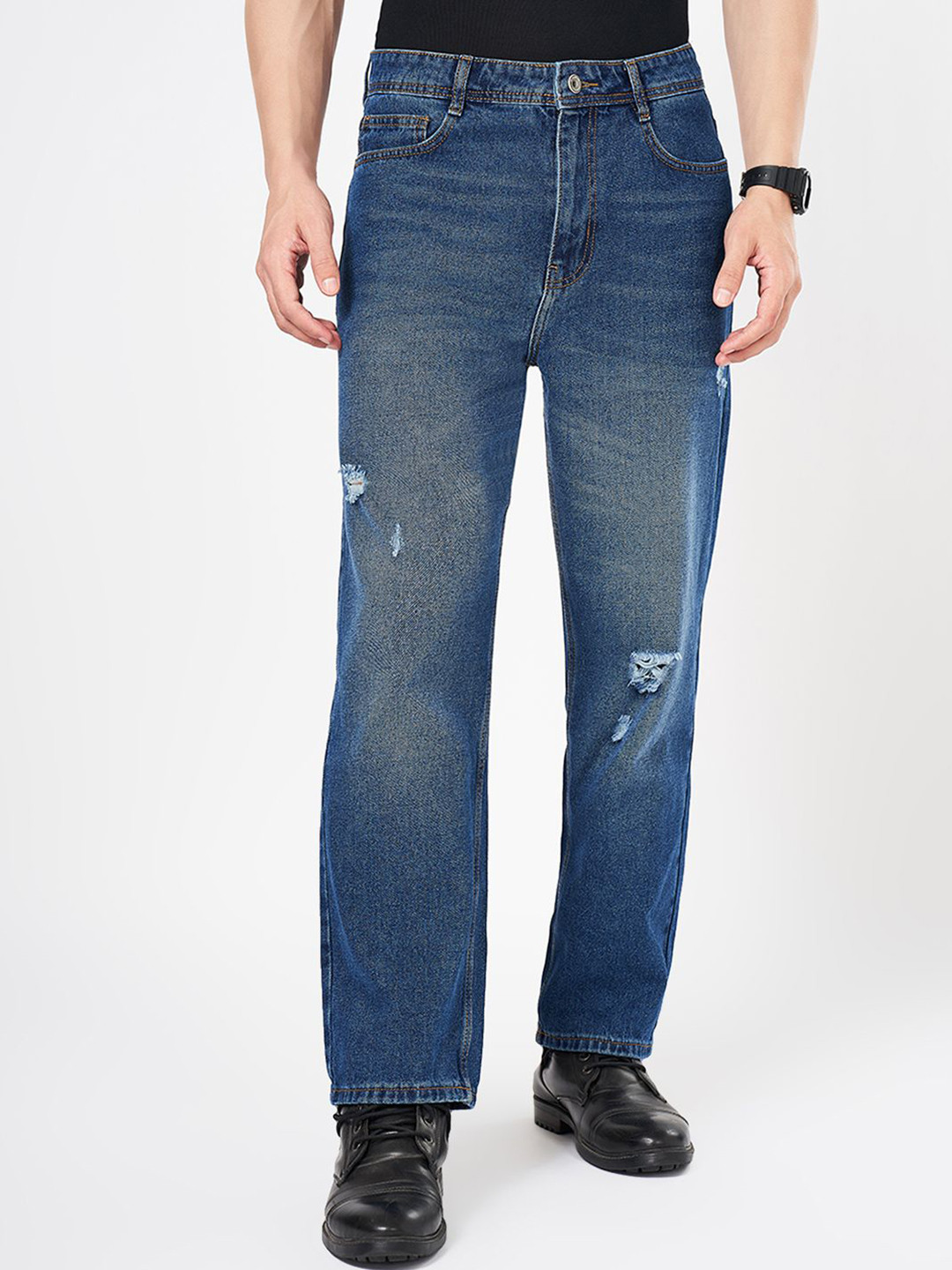 

SF JEANS by Pantaloons Men Relaxed Fit Mildly Distressed Light Fade Jeans, Blue