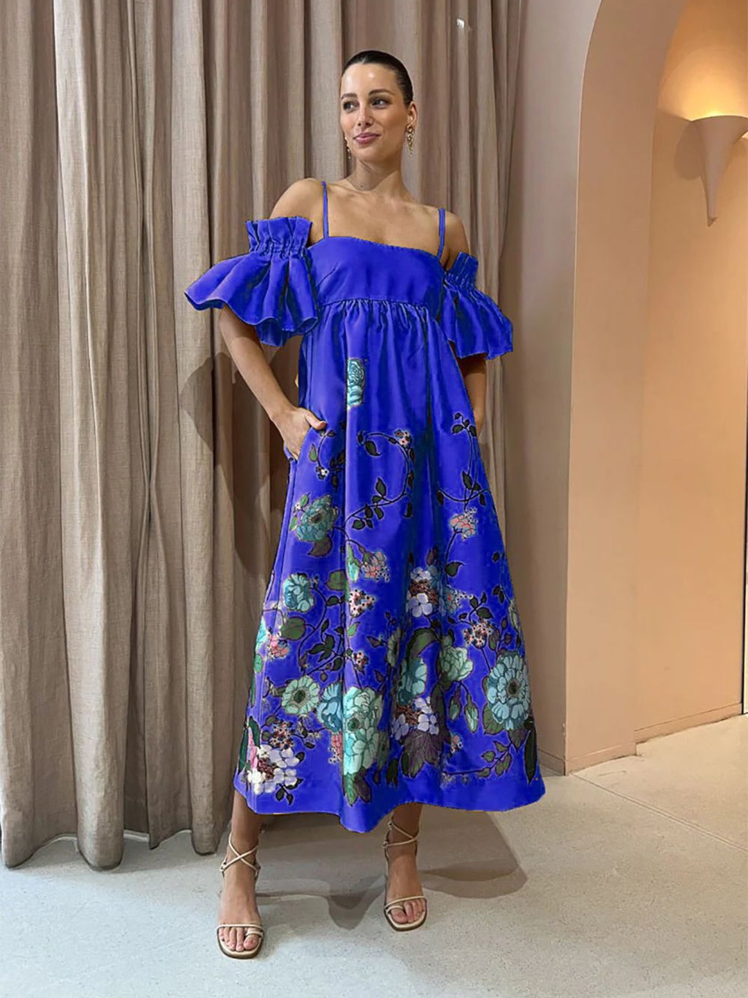 

StyleCast x Revolte Floral Print A-Line Midi Dress, Blue