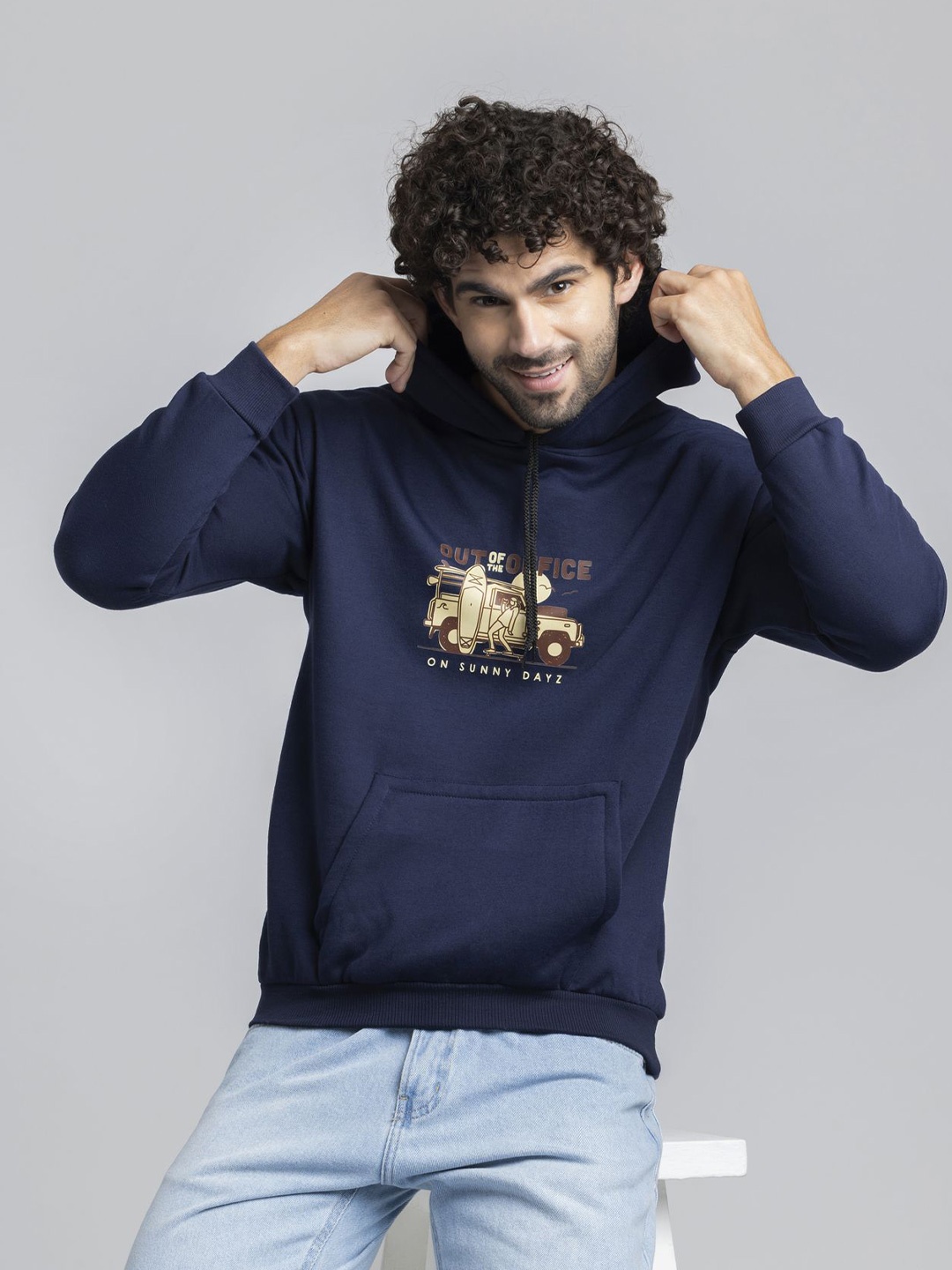 

OCTICS Men Printed Hooded Sweatshirt, Blue