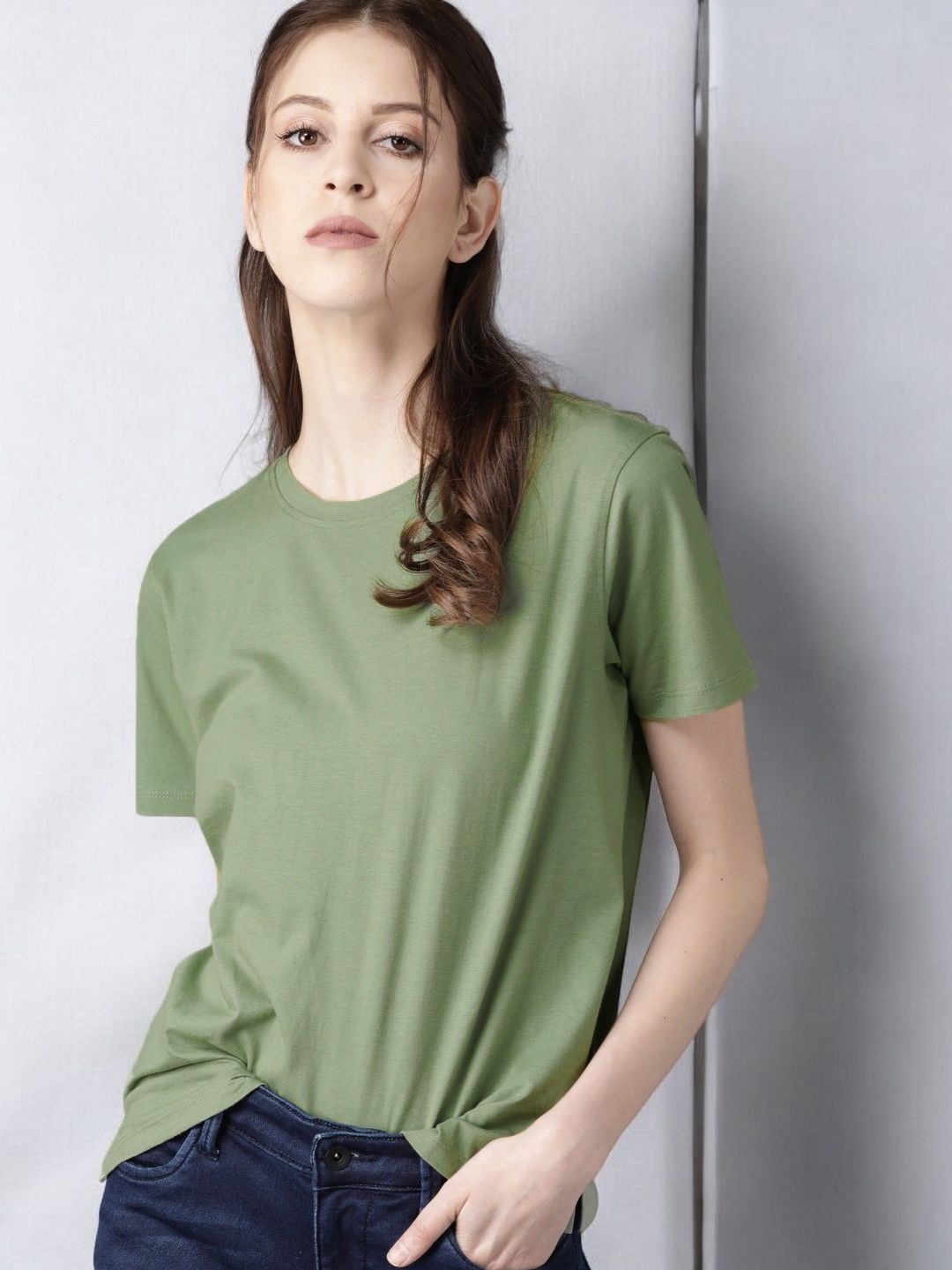 

GUTI Women Pure Cotton Pockets T-shirt, Green