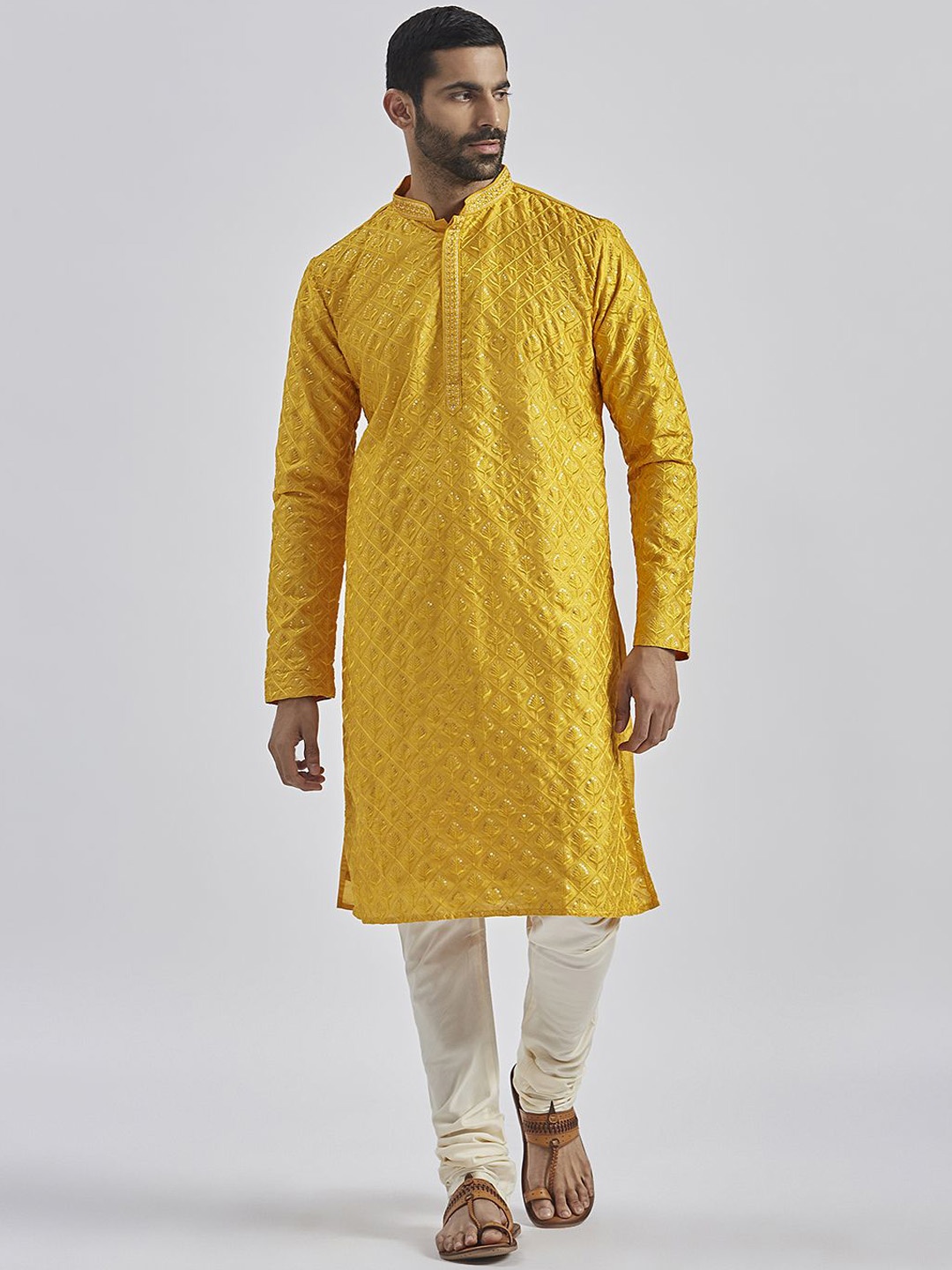 

VASTRAMAY Floral Embroidered Sequinned Mandarin Collar Straight Kurta with Churidar, Yellow