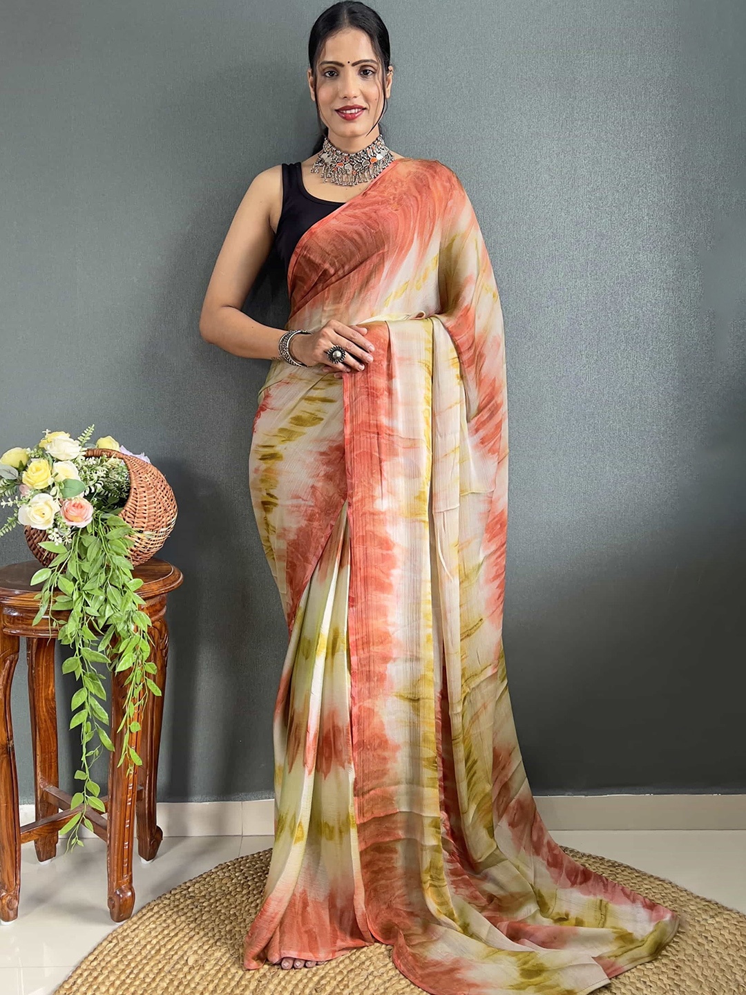 

KALINI Tie and Dye Pure Chiffon Jamdani Saree, Red