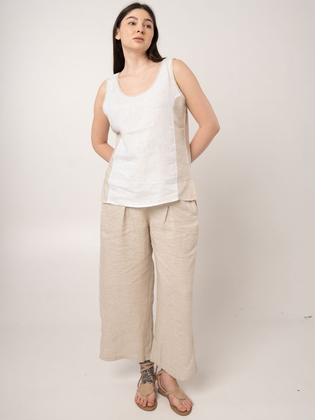 

Fabulous Sleeveless Linen Top With Palazzo, Beige