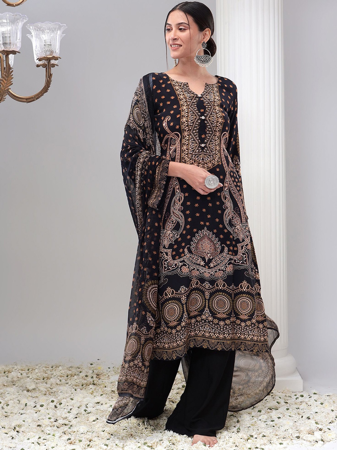 

REETI OF PRINTS Unstitched Dress Material, Black