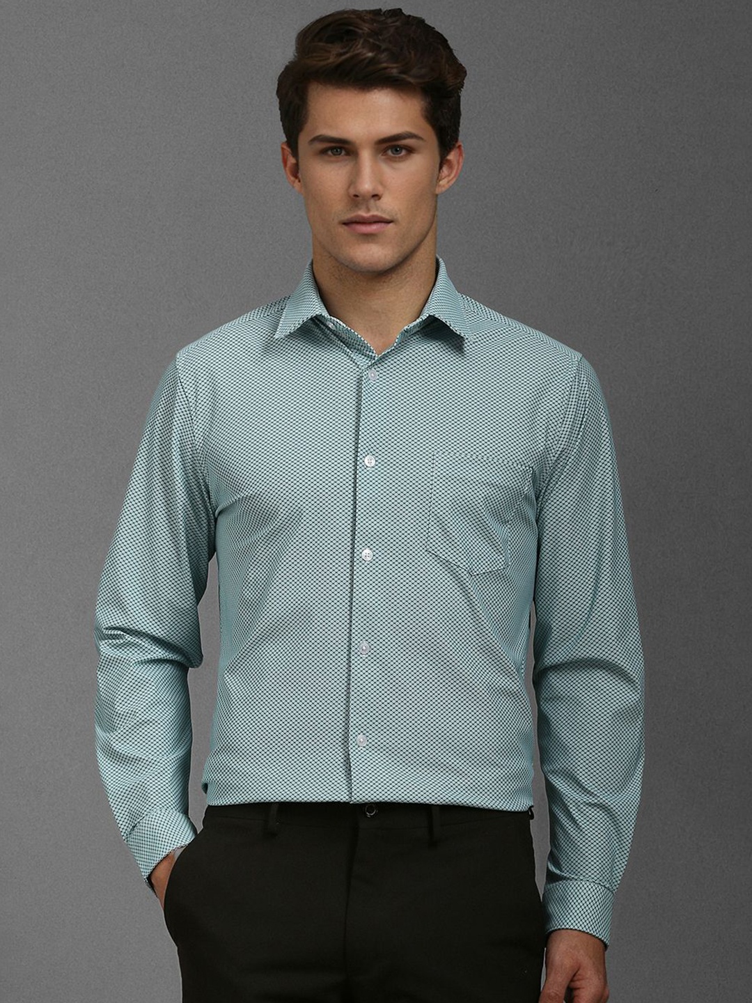 

Louis Philippe Men Slim Fit Opaque Printed Formal Shirt, Green