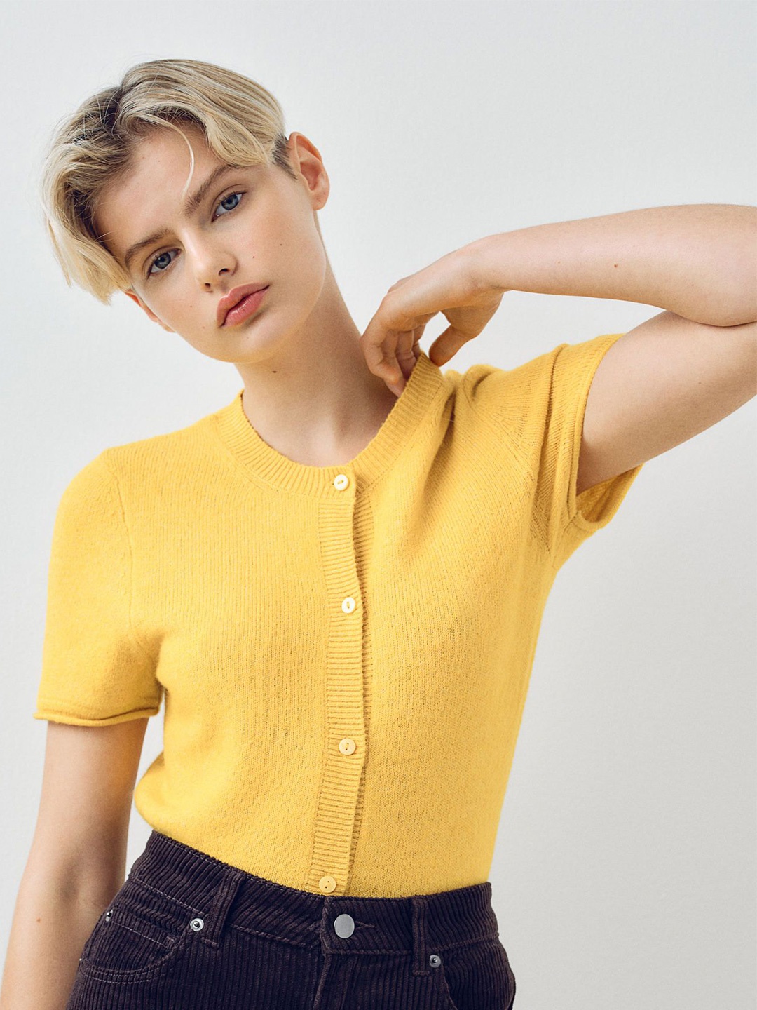 

H&M Short-Sleeved Fine-Knit Cardigan, Yellow