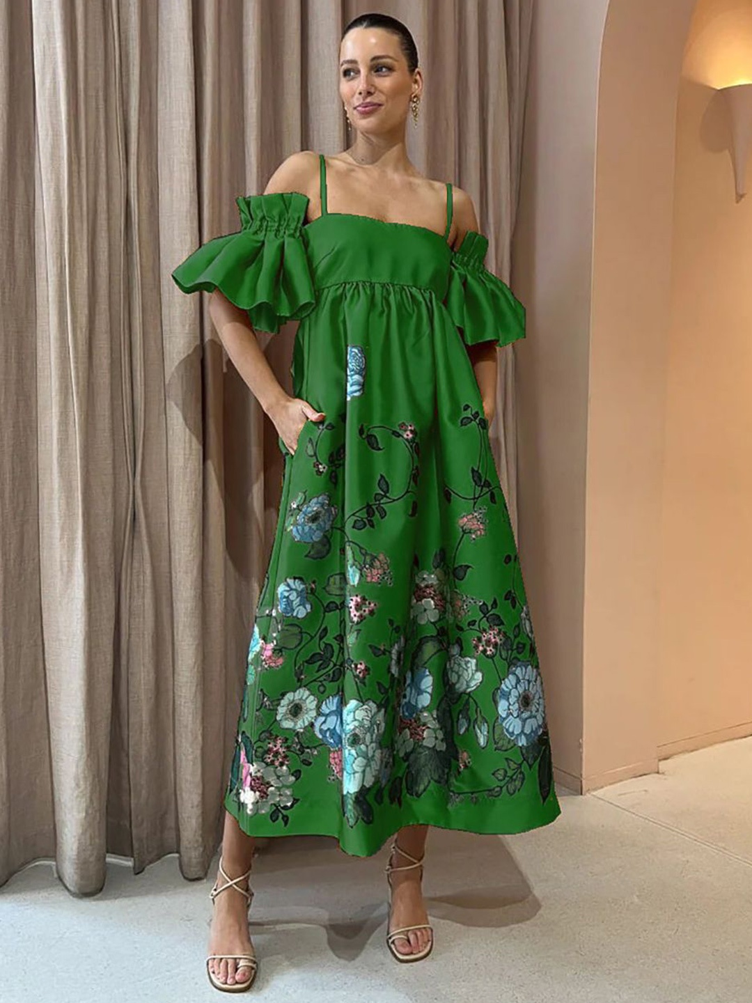 

StyleCast x Revolte Floral Print A-Line Midi Dress, Green