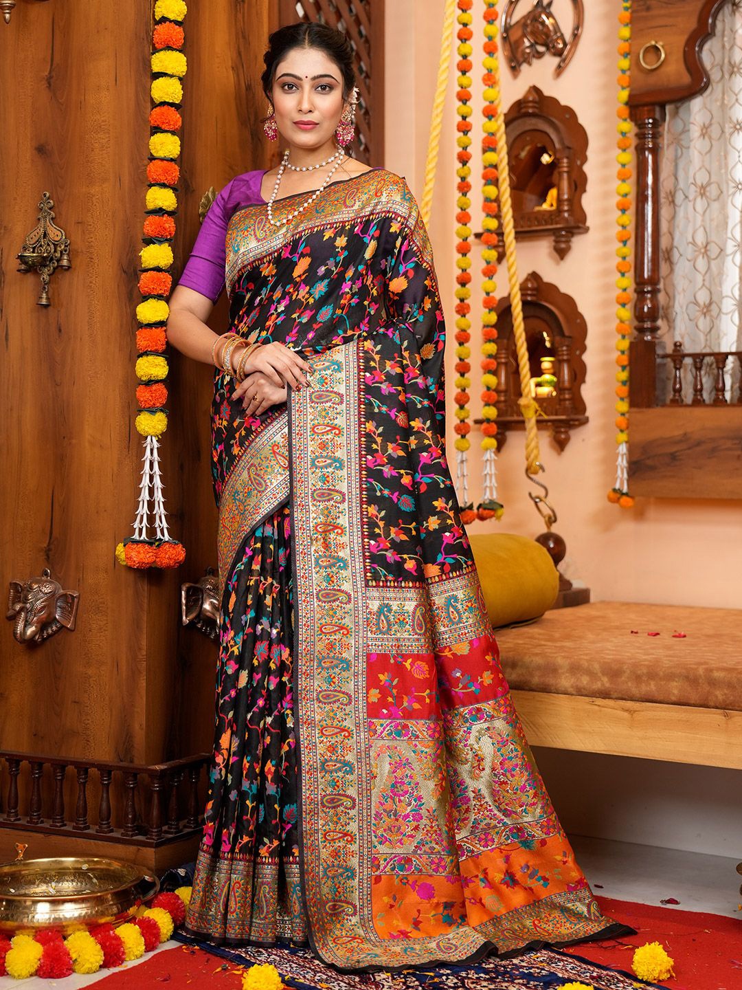 

DEVATITHI Woven Design Aari Work Silk Blend Saree, Black