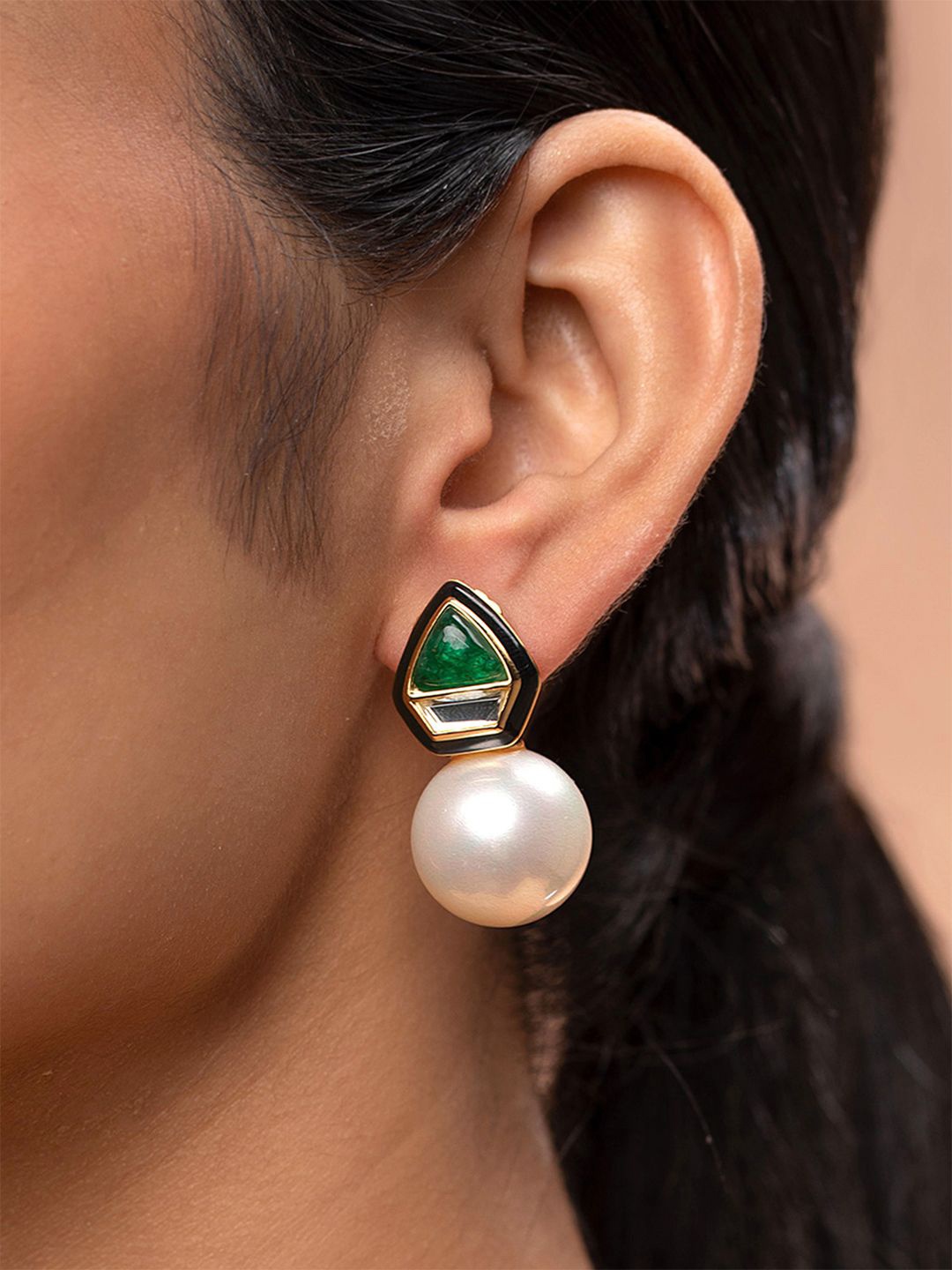 

Isharya Contemporary Studs Earrings, Green