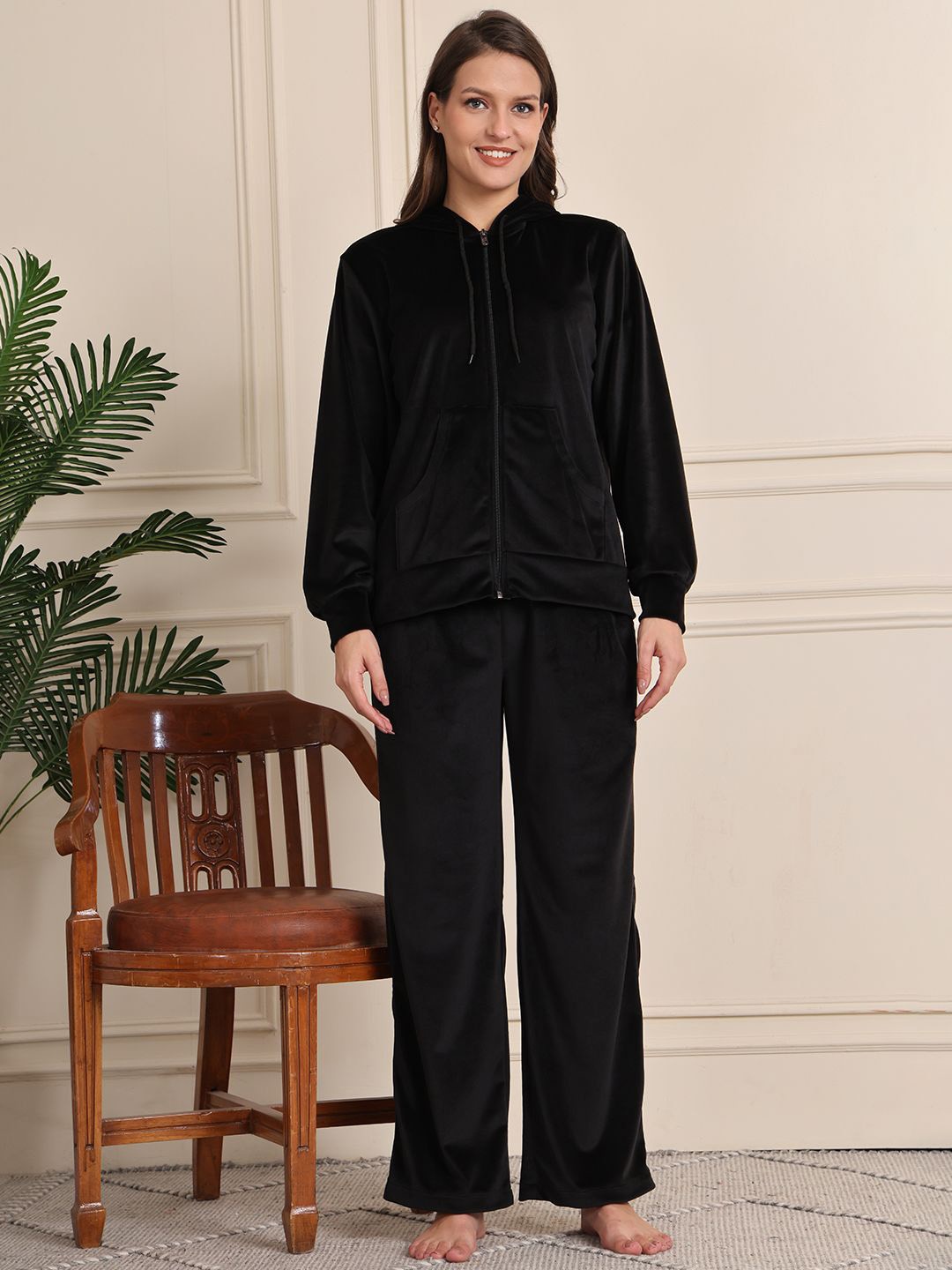 

Secret Wish Women Night suit, Black