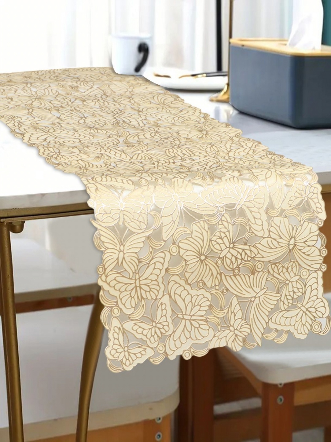 

LooMantha Beige Textured Waterproof Runners