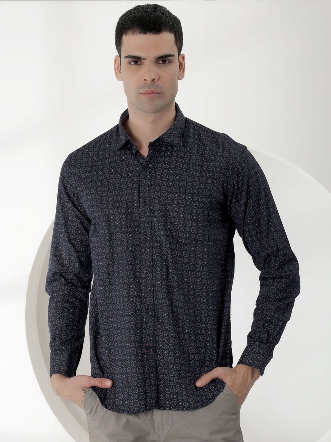 

COBB Men Slim Fit Opaque Printed Casual Shirt, Navy blue