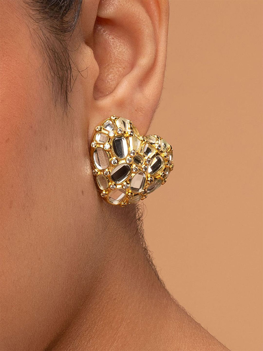 

Isharya Contemporary Studs Earrings, Gold