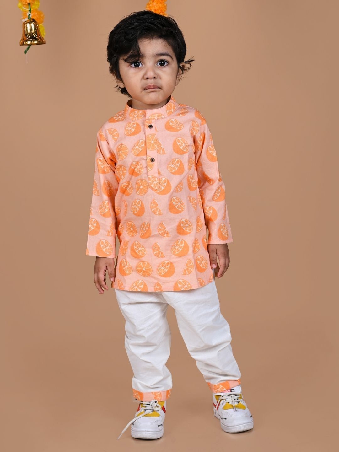 

MAMA AND PEACHES Boys Printed Pure Cotton Kurta & Trousers, Orange