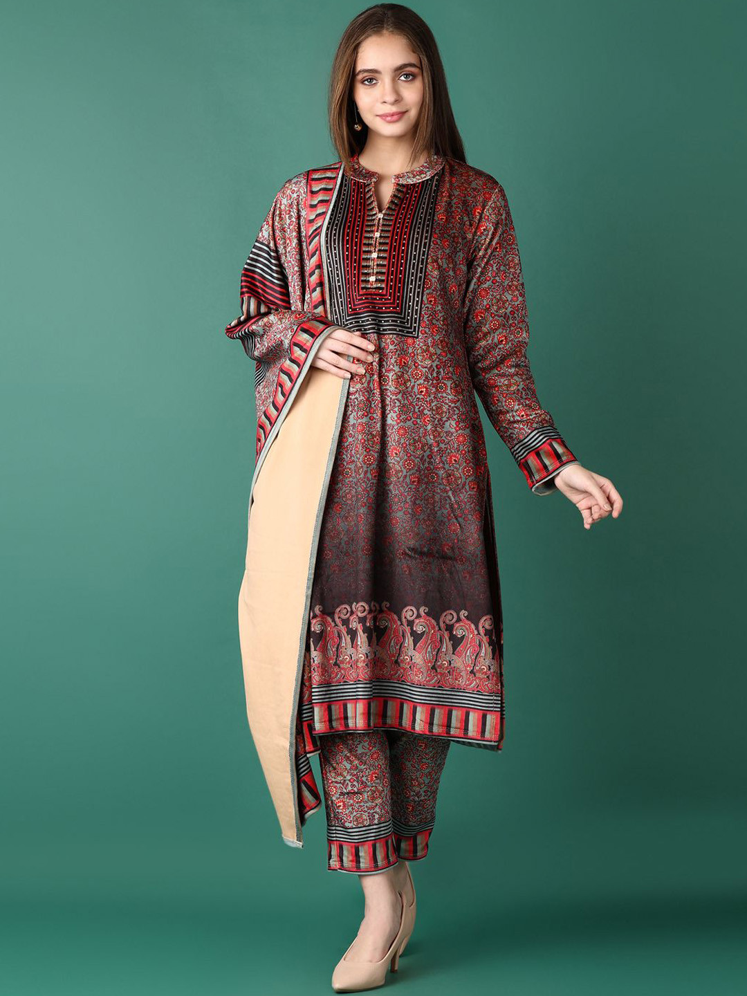 

V-Mart Women Ethnic Motifs Printed Regular Pure Cotton Kurta with Trousers & With Dupatta, Green