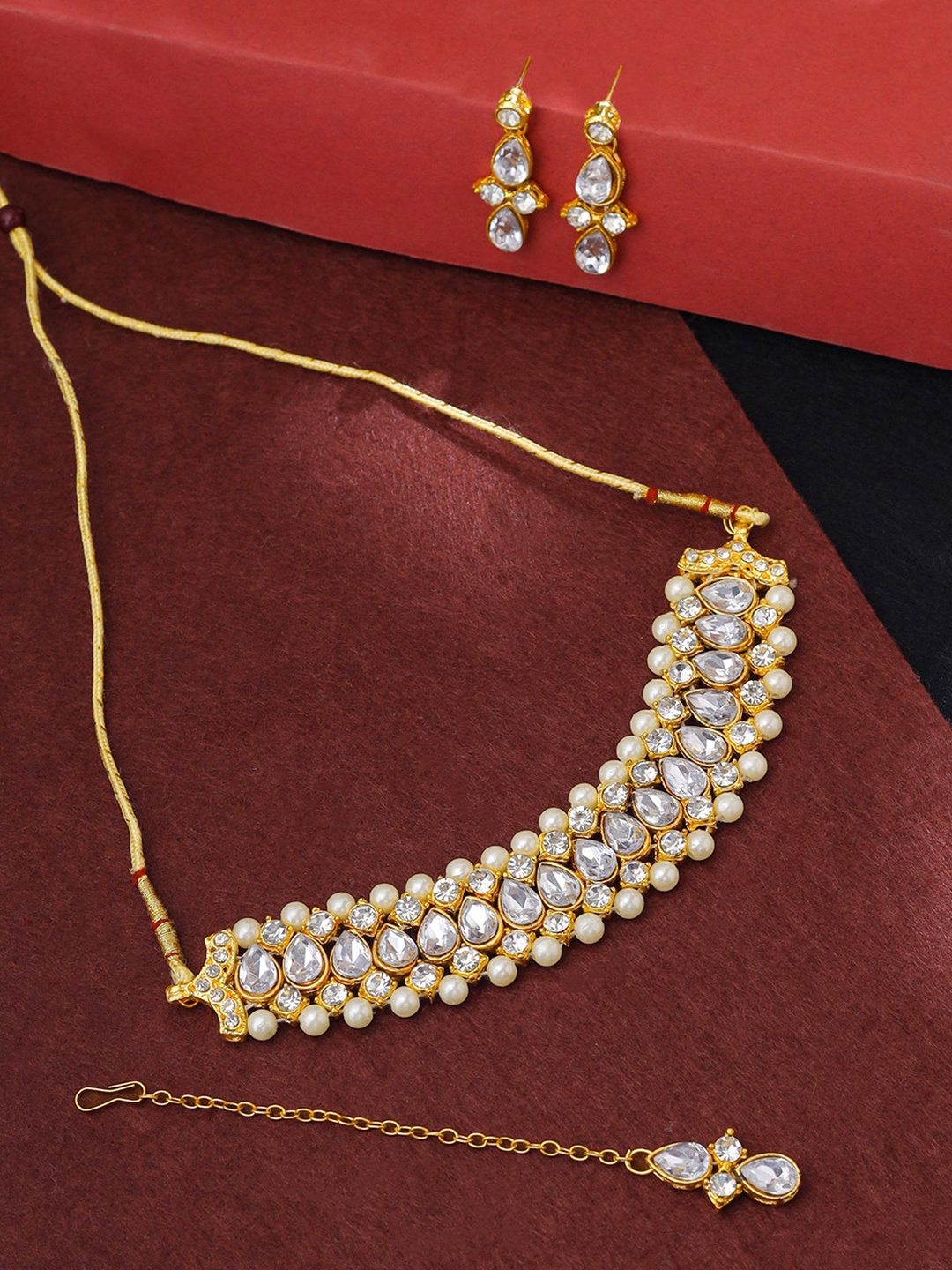 

Yellow Chimes Gold- Plated Stone Studded & Beaded Jewellery Set