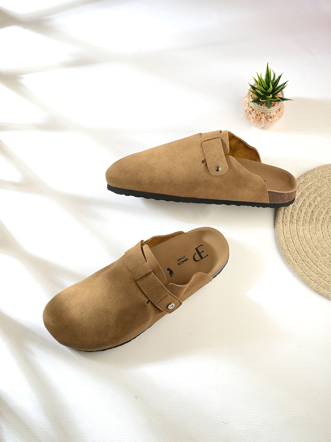 

El Paso Women Shoe-Style Sandals, Beige