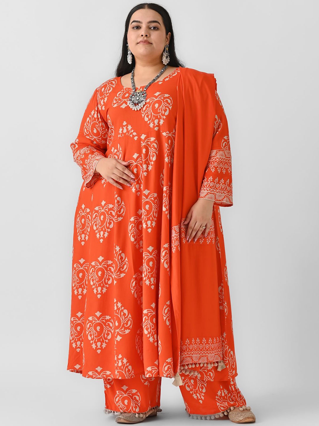 

Shape of me by Rustorange Women Floral Printed Regular Kurta with Palazzos & With Dupatta, Orange