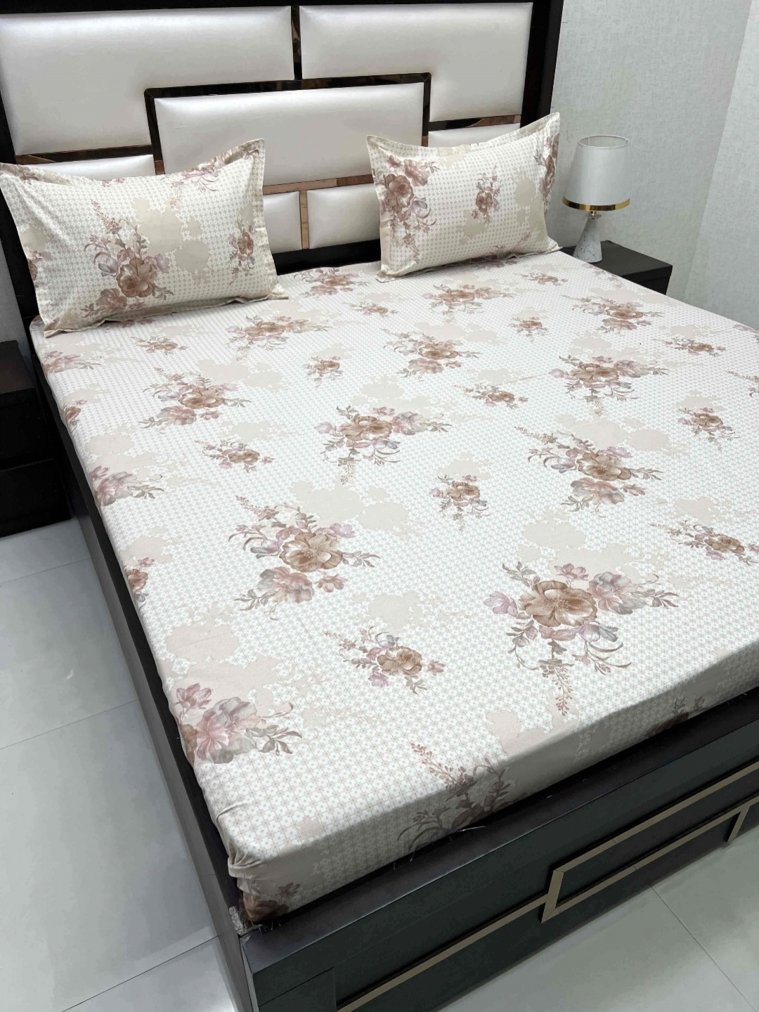 

Pure Decor Brown & White Floral Queen Bedsheet with 2 Pillow Covers