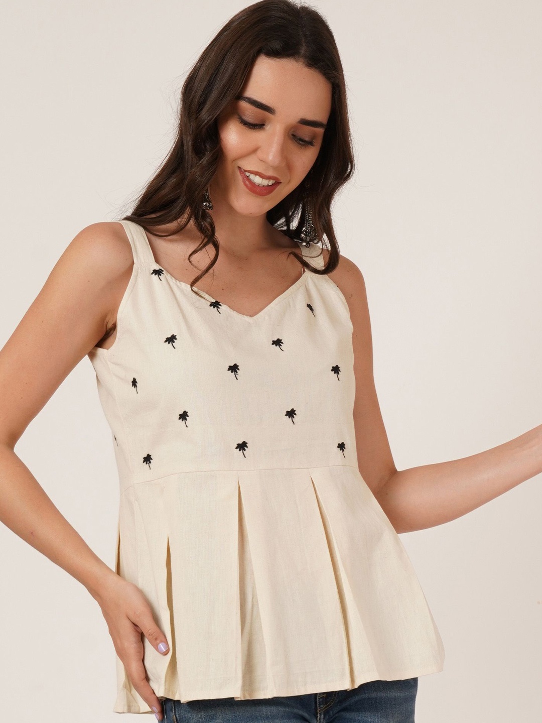 

Brownverse Embellished Embroidered Cotton Top, Off white