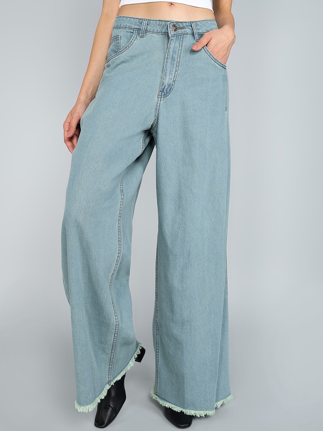 

GUTI Women Wide Leg High-Rise Low Distress Jeans, Blue