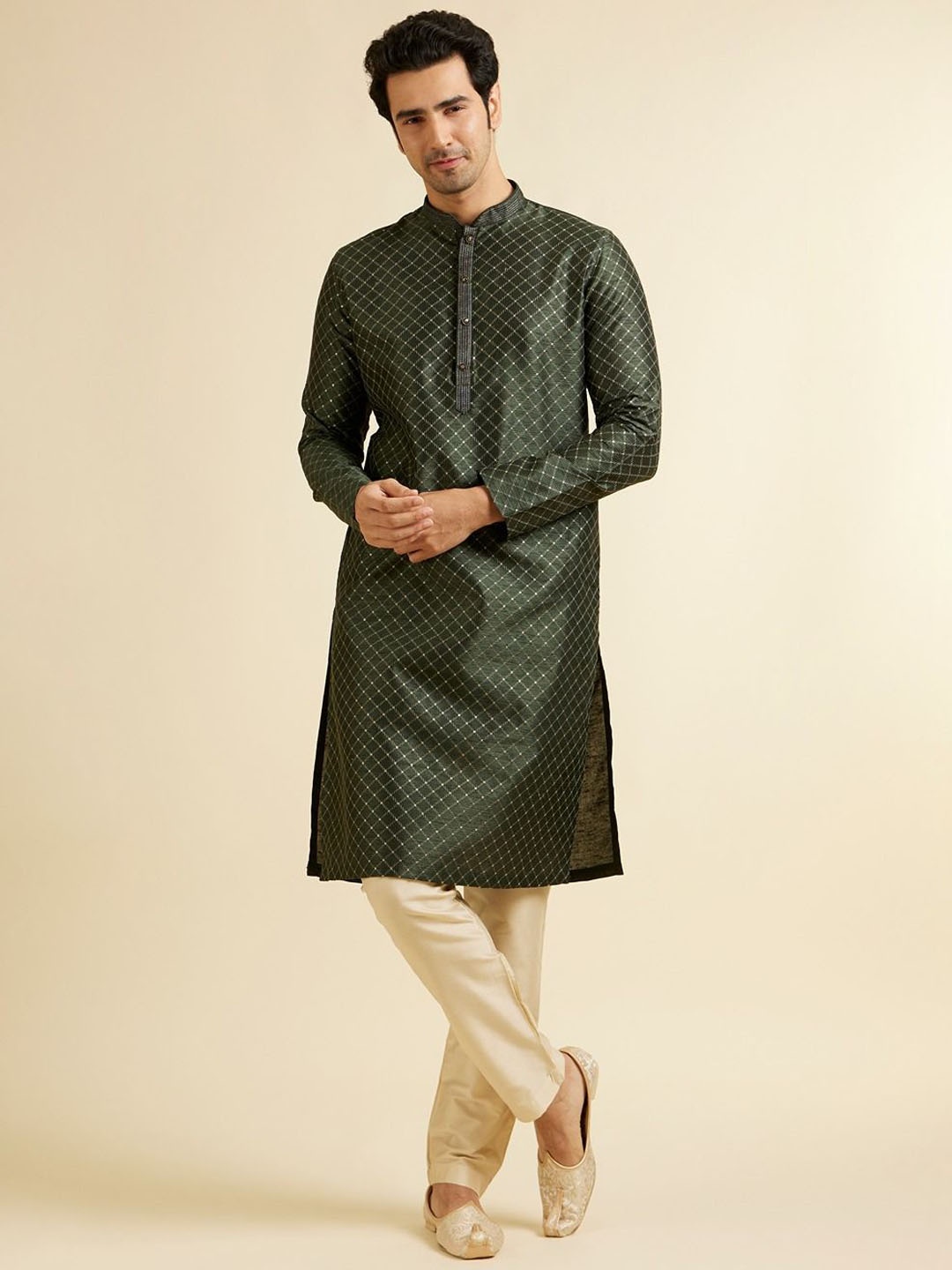 

Manyavar Men Embroidered Regular Sequinned Kurta with Pyjamas, Green