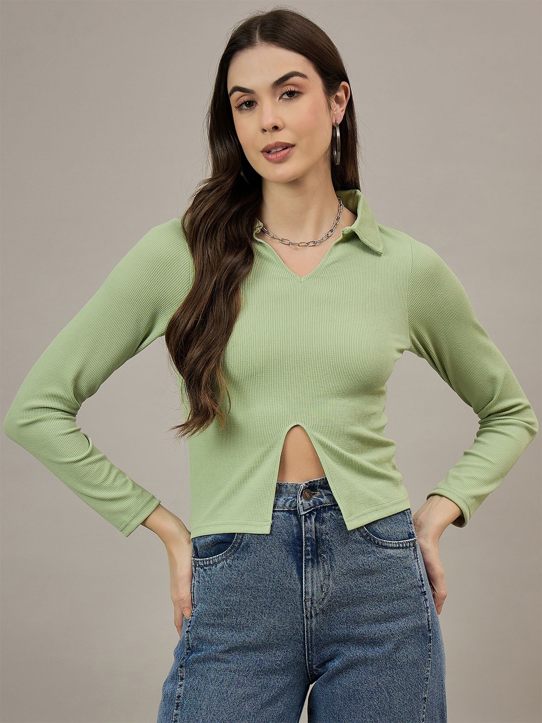

The Roadster Lifestyle Co Women Shirt Collar Crop Top, Green
