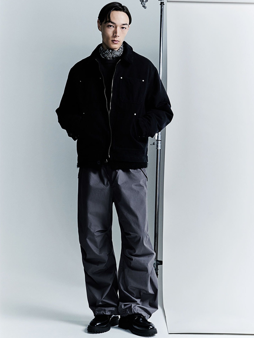 

H&M Loose Fit Parachute Trousers, Grey