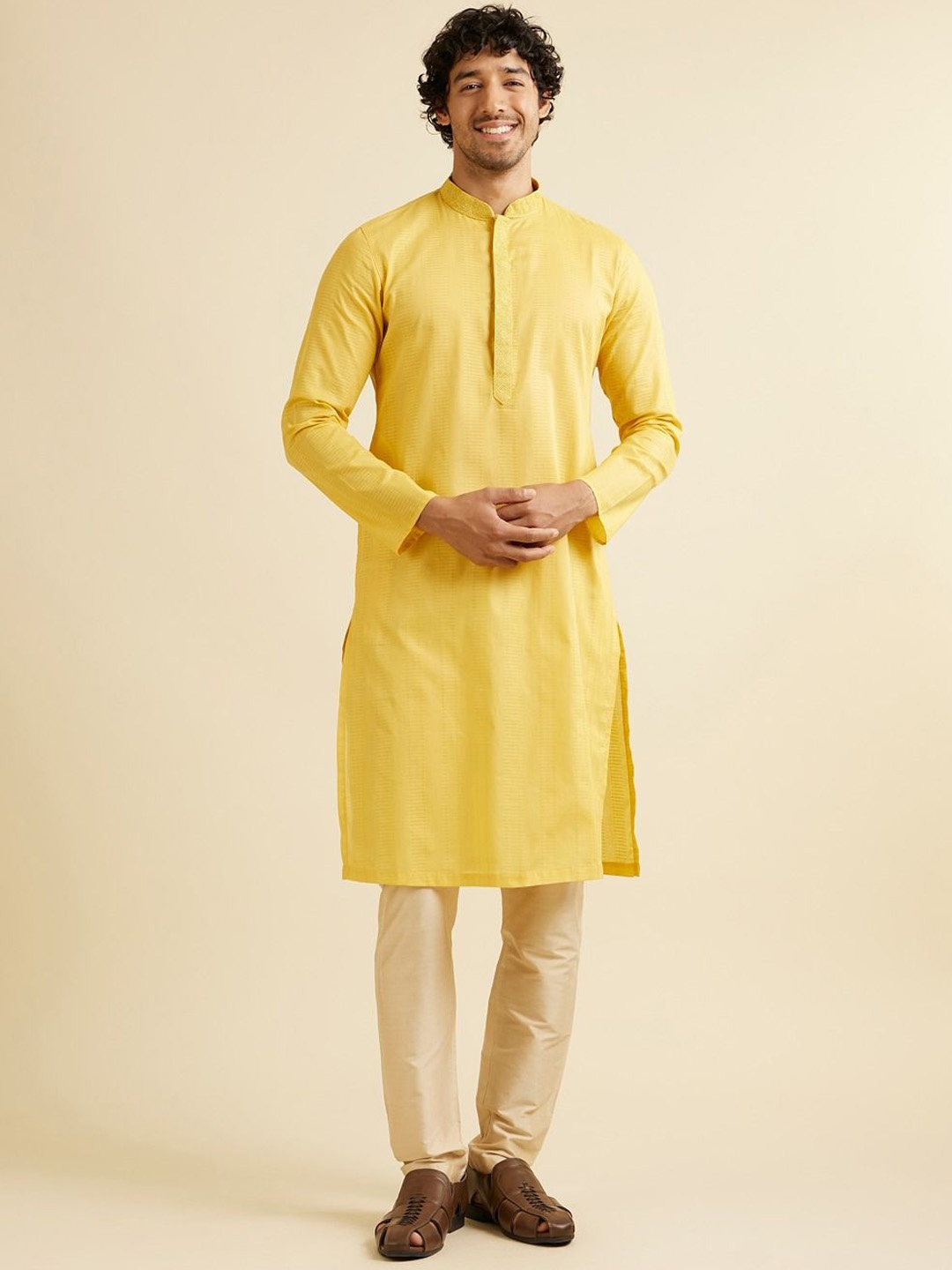 

Manyavar Men Printed Regular Pure Cotton Kurta with Pyjamas, Mustard