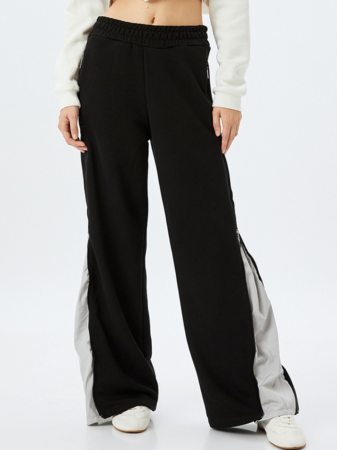 

Koton Mid-Rise Trousers, Black