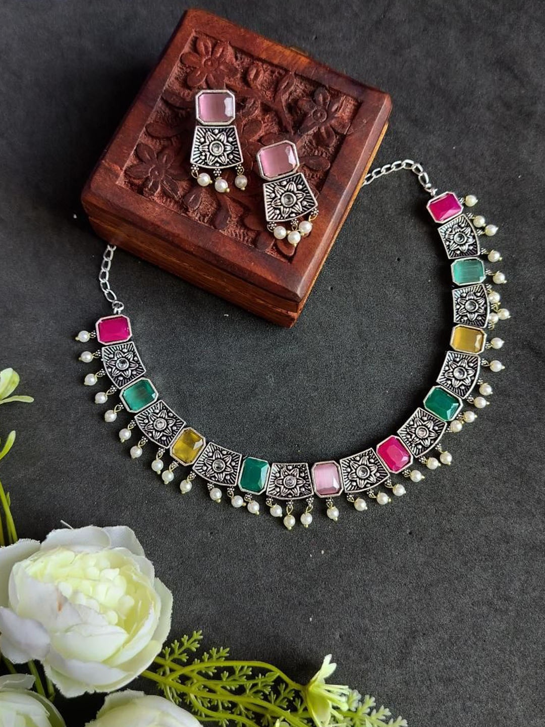 

Efulgenz Rhodium-Plated Crystal Stone Studded Jewellery Set, Silver