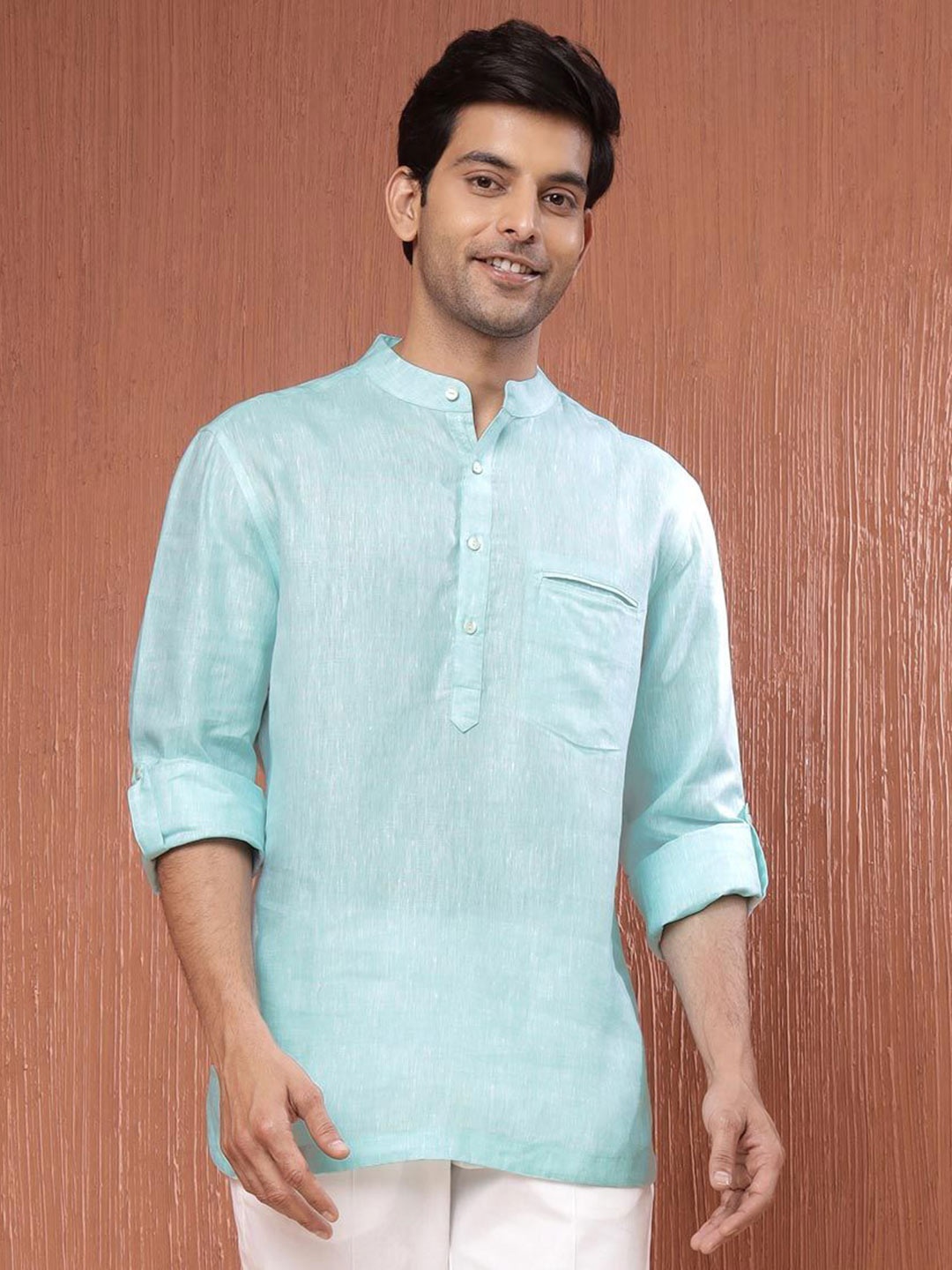 

Fabindia Men Slim Fit Opaque Casual Shirt, Turquoise blue