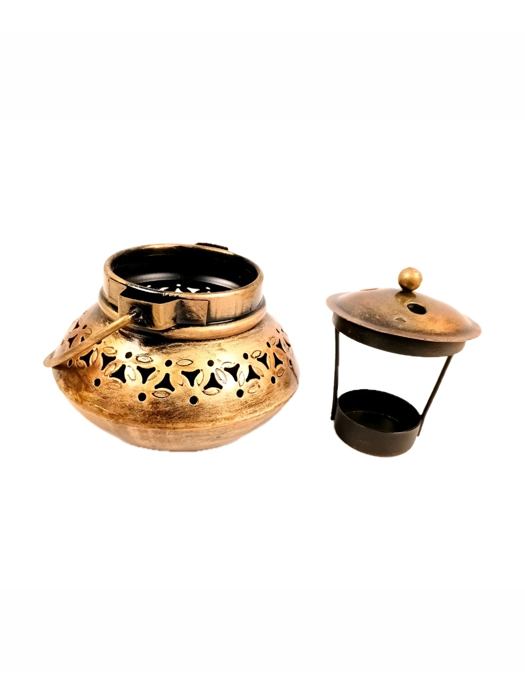 

apka mart Gold-Toned Candle Holder
