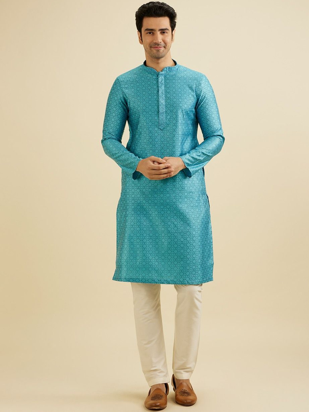 

Manyavar Men Printed Regular Sequinned Kurta with Pyjamas, Blue