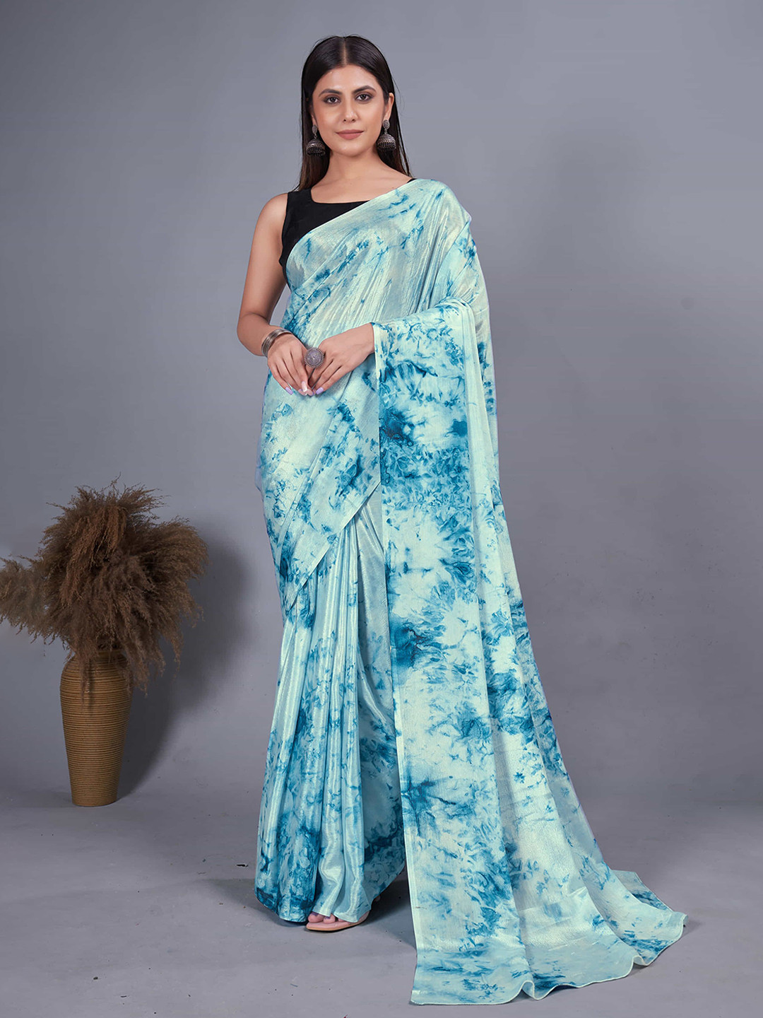

KALINI Tie and Dye Pure Chiffon Ready to Wear Saree, Blue