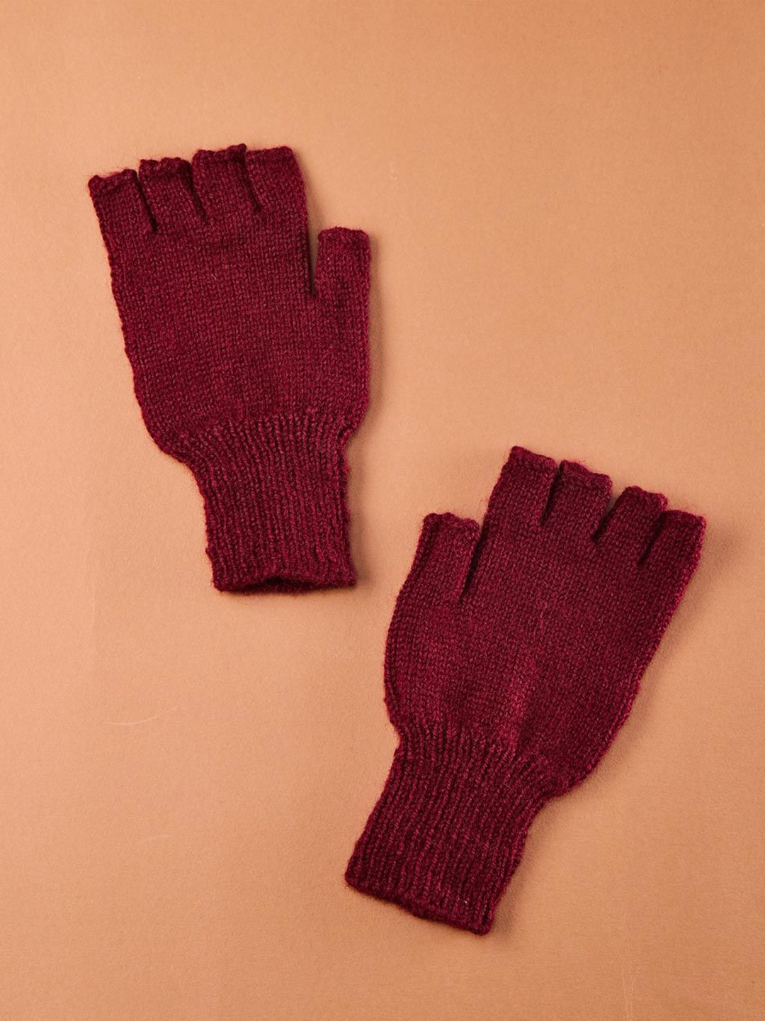 

Fabindia Women Fingerless Gloves, Maroon