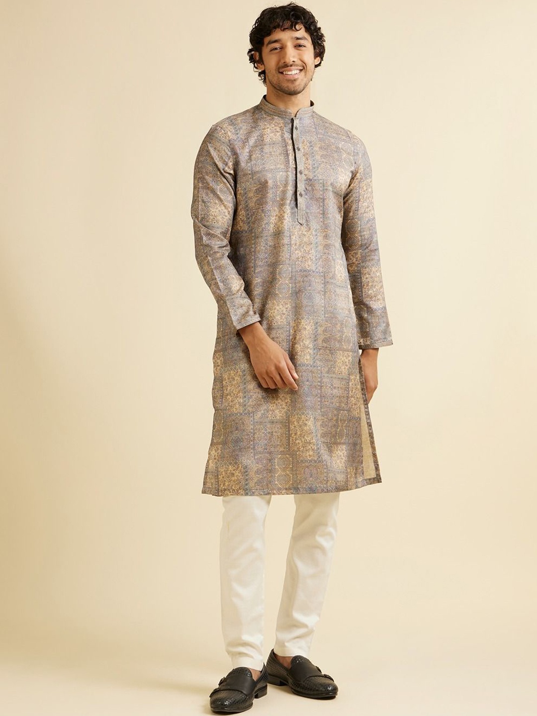 

Manyavar Men Floral Printed Regular Kurta with Pyjamas, Beige