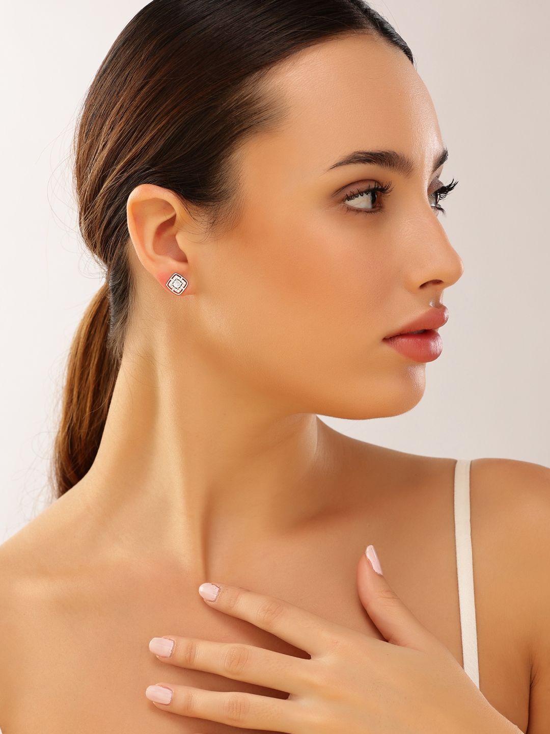 

JUPRA Square Studs Earrings, Silver