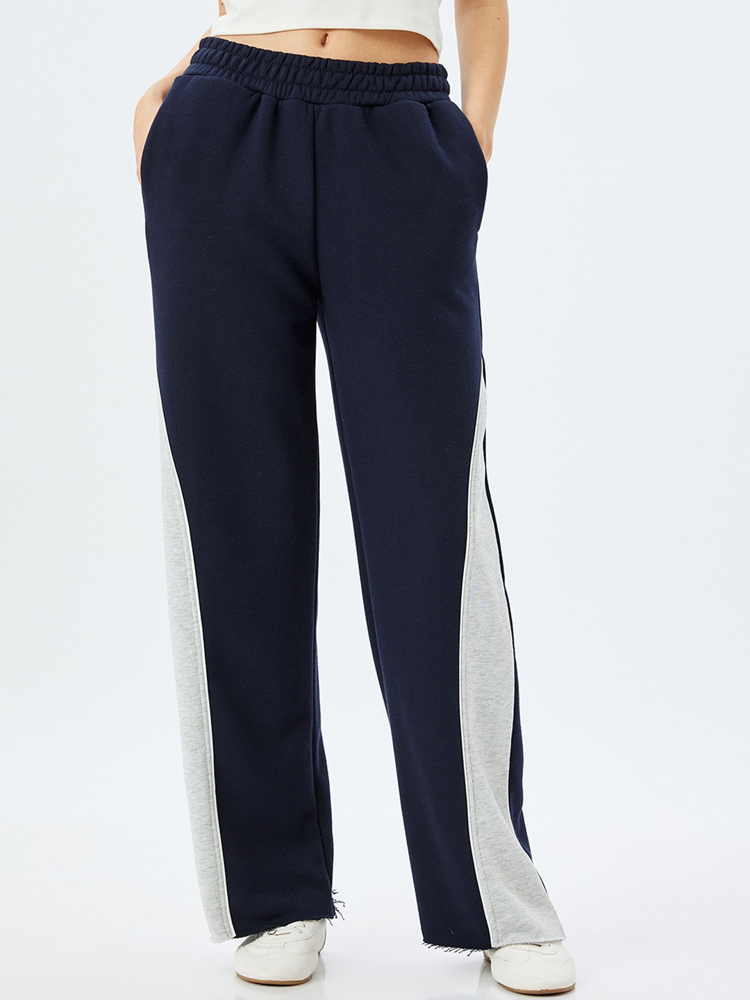 

Koton Women Mid Rise Track Pants, Navy blue