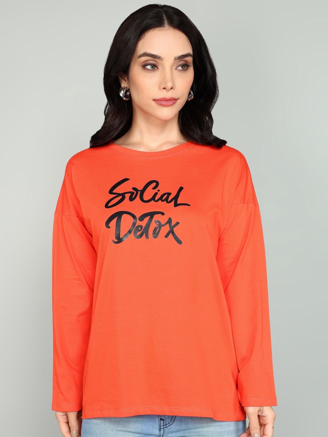 

GUTI Women Pure Cotton Applique T-shirt, Red