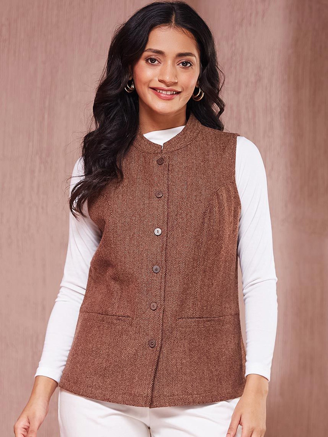 

Fabindia Women Woven Design Nehru Jackets, Beige