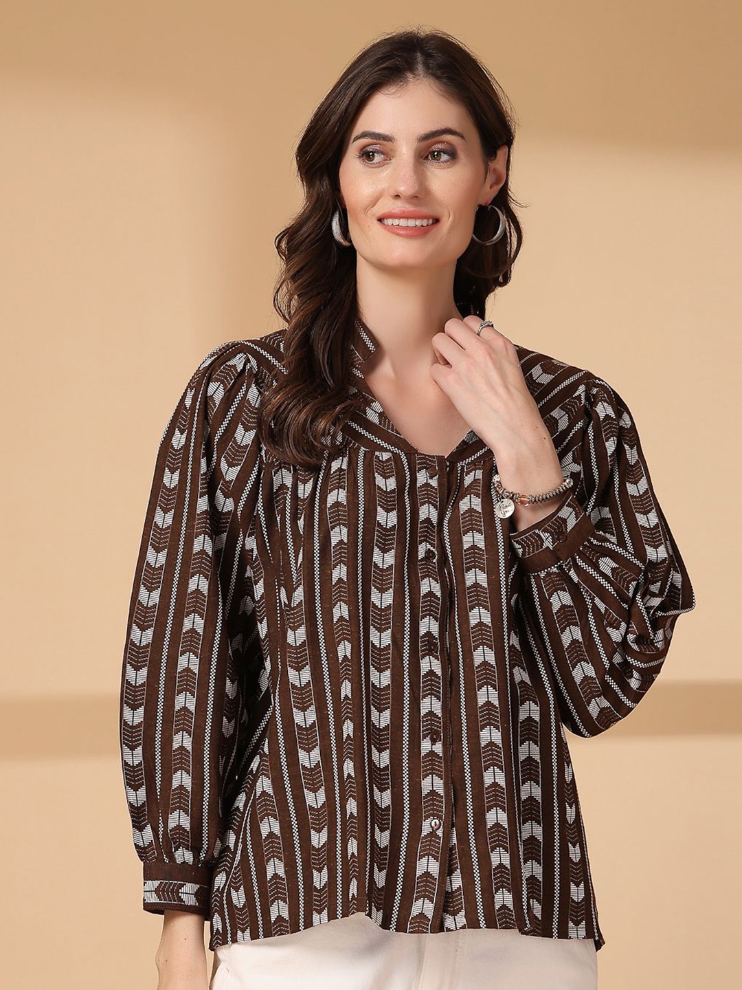 

plusS Women Opaque Printed Casual Shirt, Brown