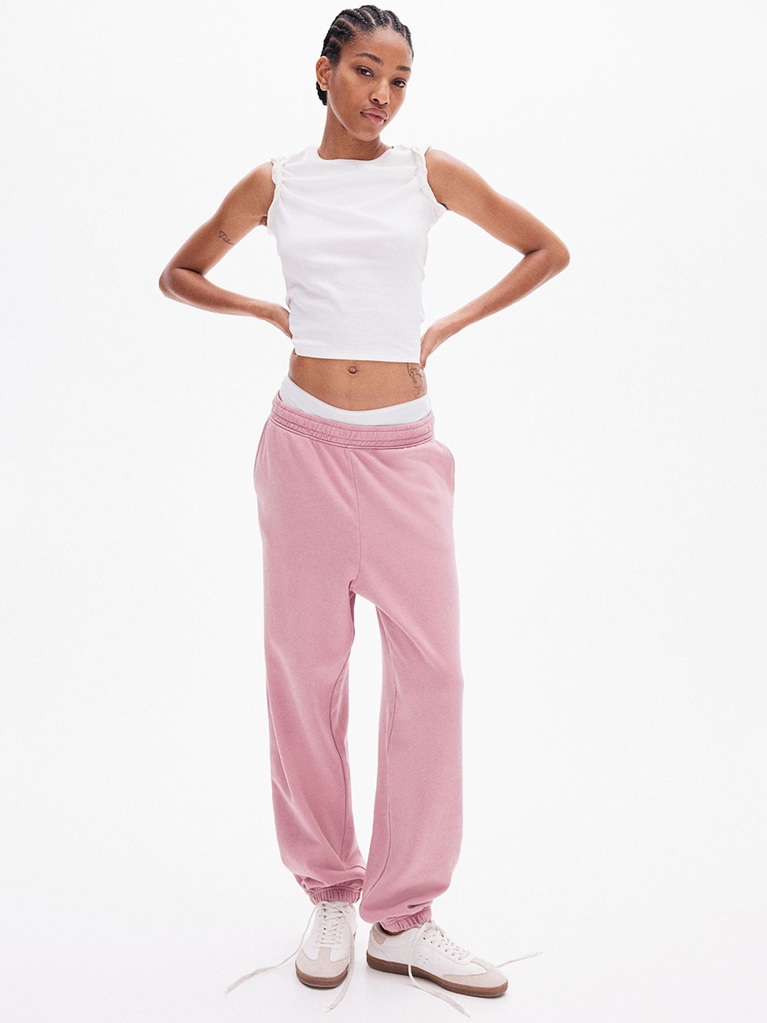 

H&M Mid Rise Joggers, Pink