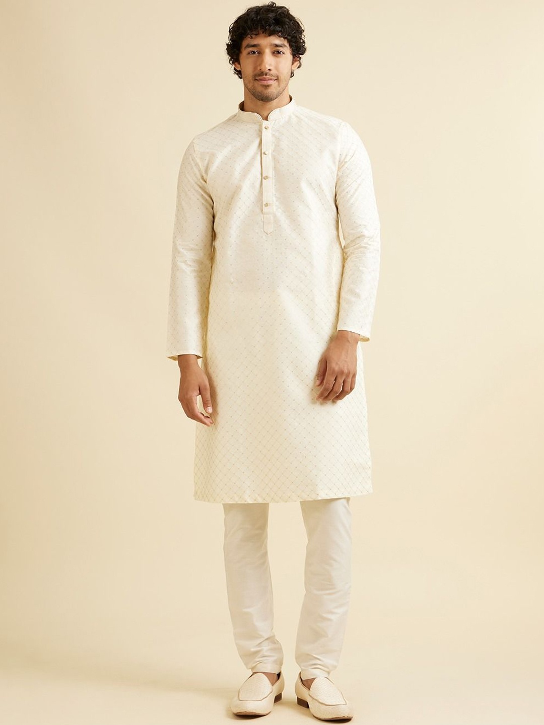 

Manyavar Men Embroidered Regular Sequinned Kurta with Pyjamas, Cream