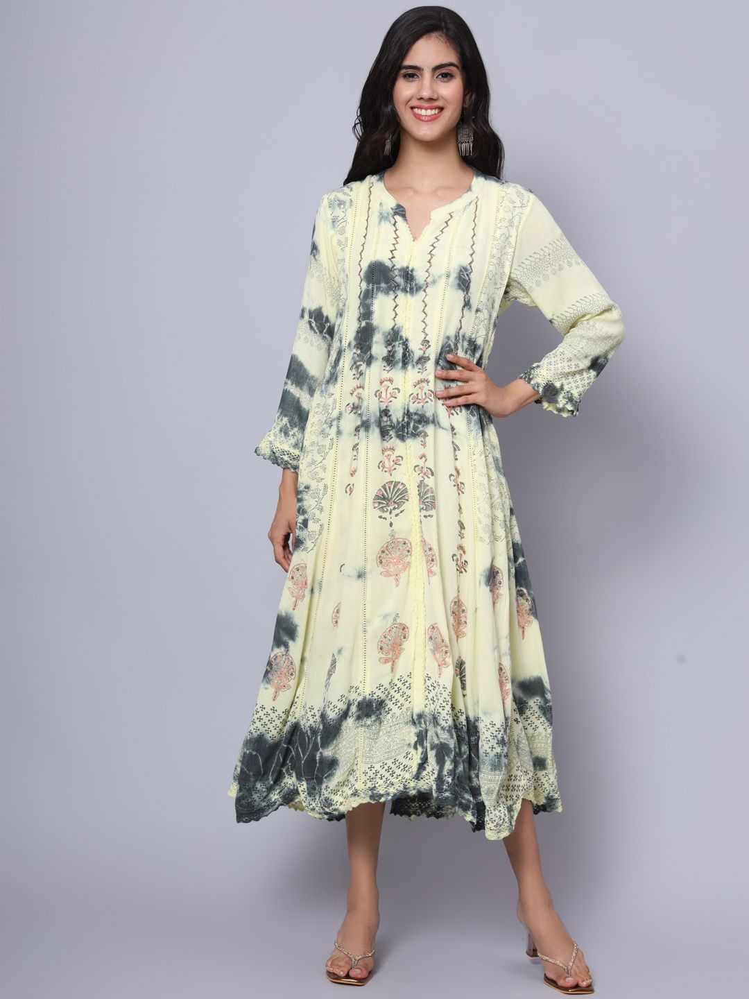 

BAESD Women Embroidered Sequinned Maternity Kurta, Yellow